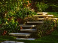 Jura als Gartentreppe mit schwebenden Stufen | © Biegert GmbH, Leingarten